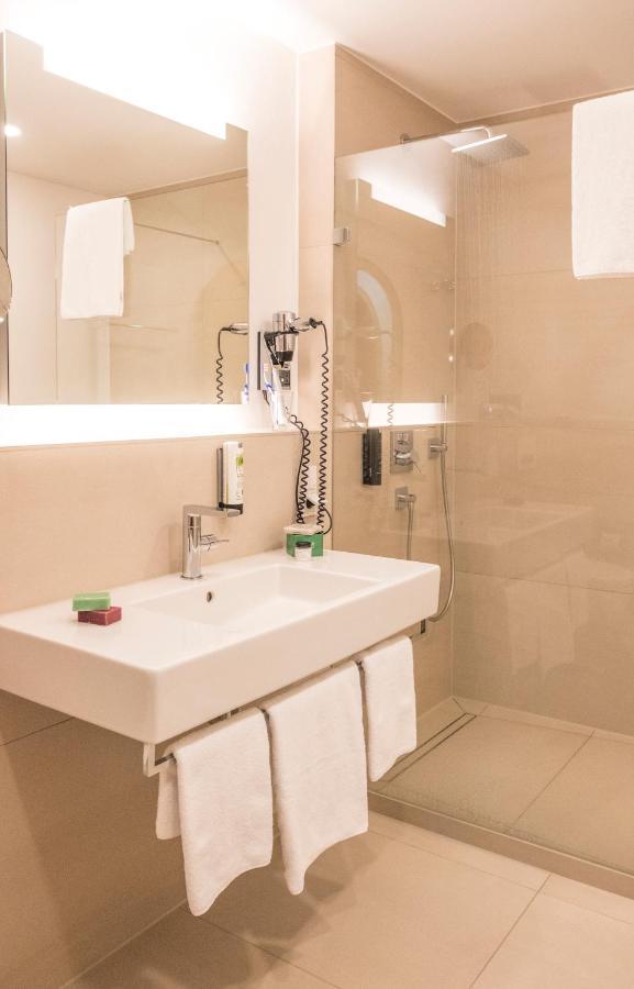 קאסל Hotel Elfbuchen מראה חיצוני תמונה
